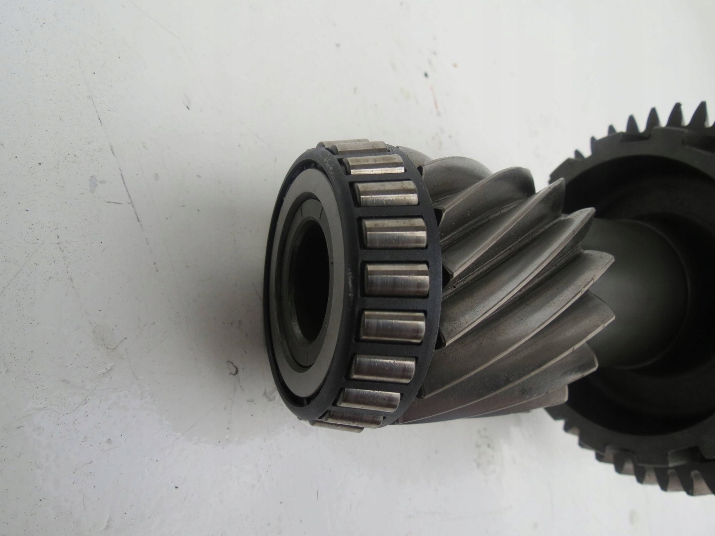wheel ZEBATE gearboxes POSREDNIE VOLVO S60 06301089