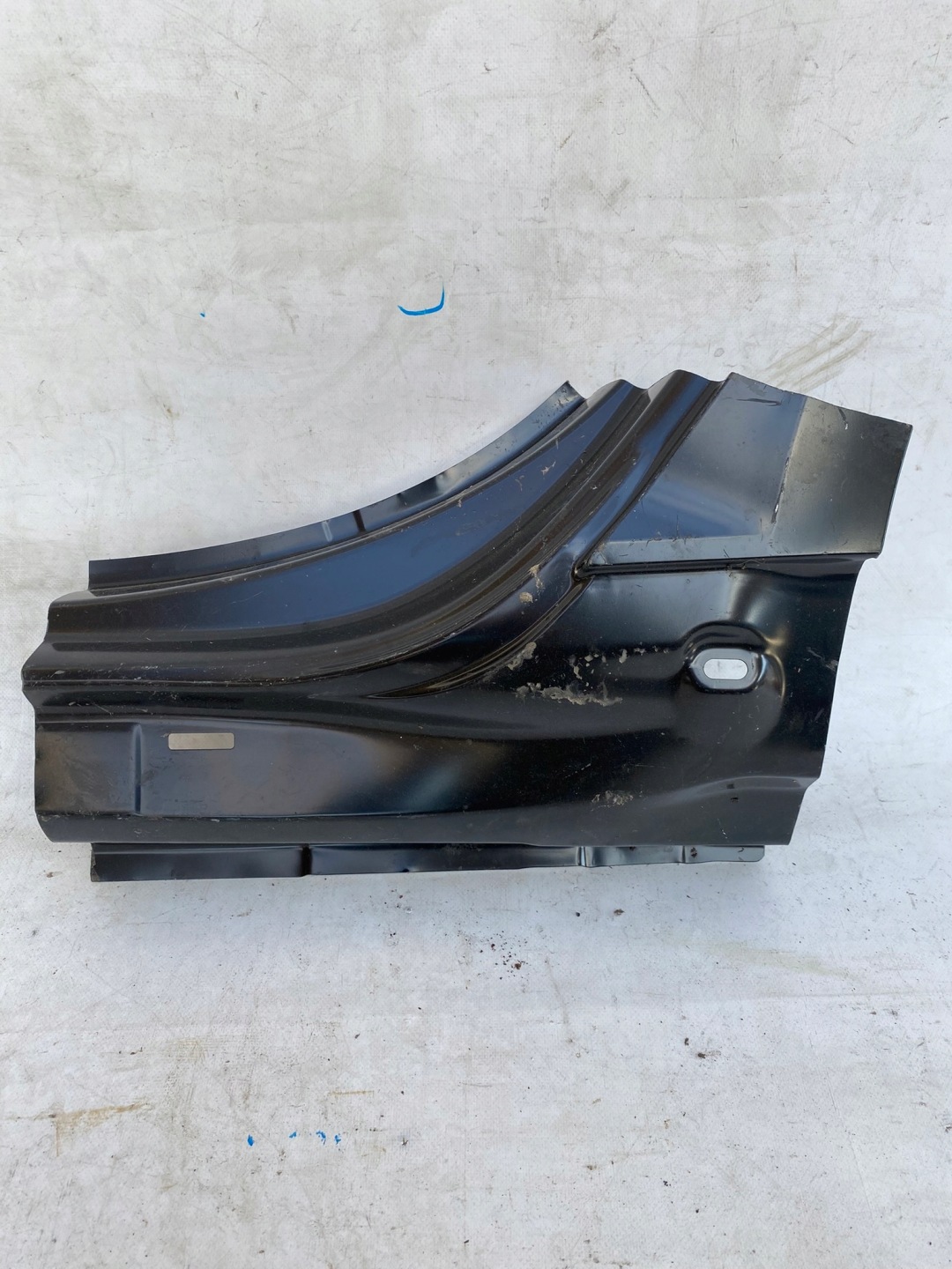 AUDI A7 C7 threshold left pipe end 4k8807543