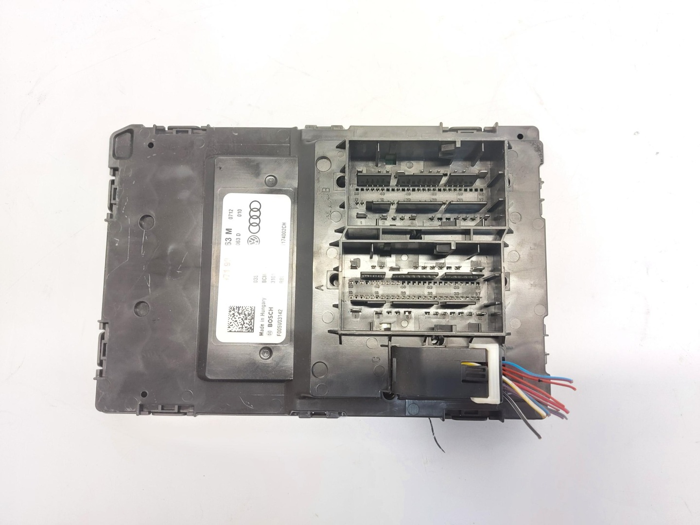 Porsche Taycan 4S 9J1 2021r module control unit BCM 971907063M