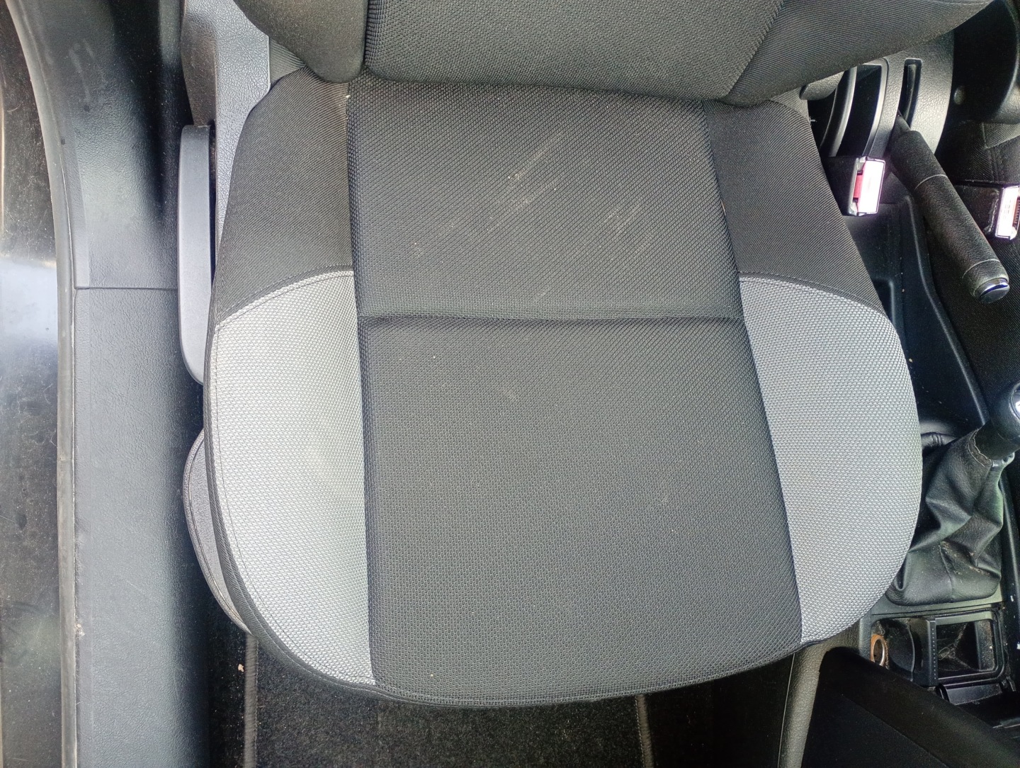 siège droite passegers Peugeot 207 06-13
