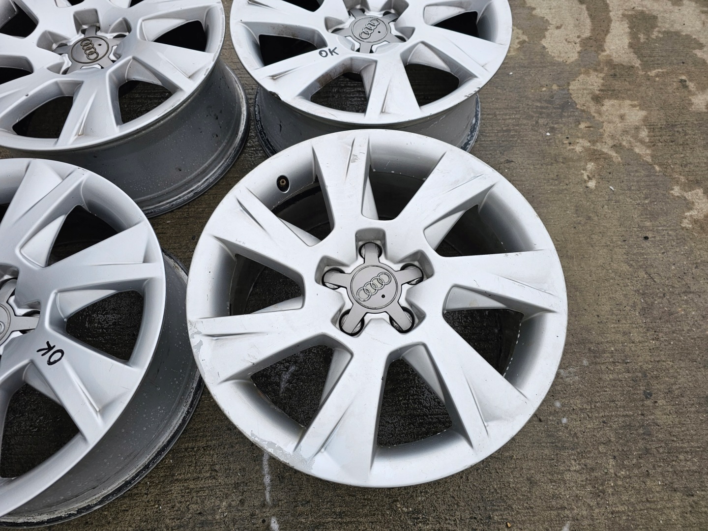 discs disc AUDI A4 A5 A6 A7 7.5J R17 ET28 8T0601025C