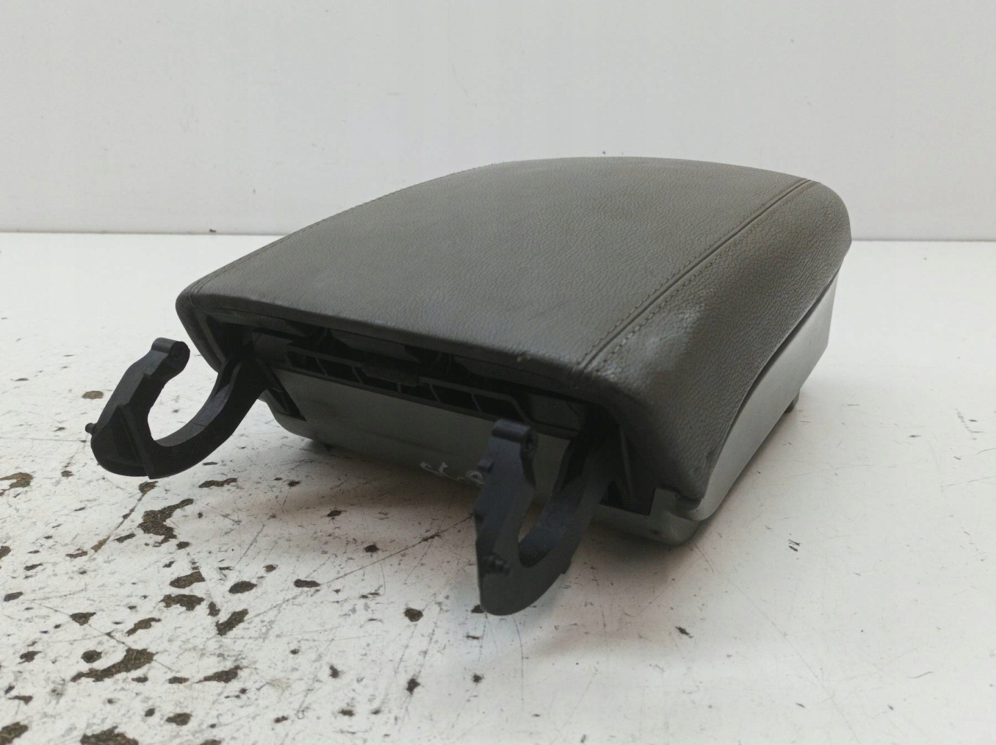 armrest door E16 E17 E18 leather Toyota Corolla XI (2013- )