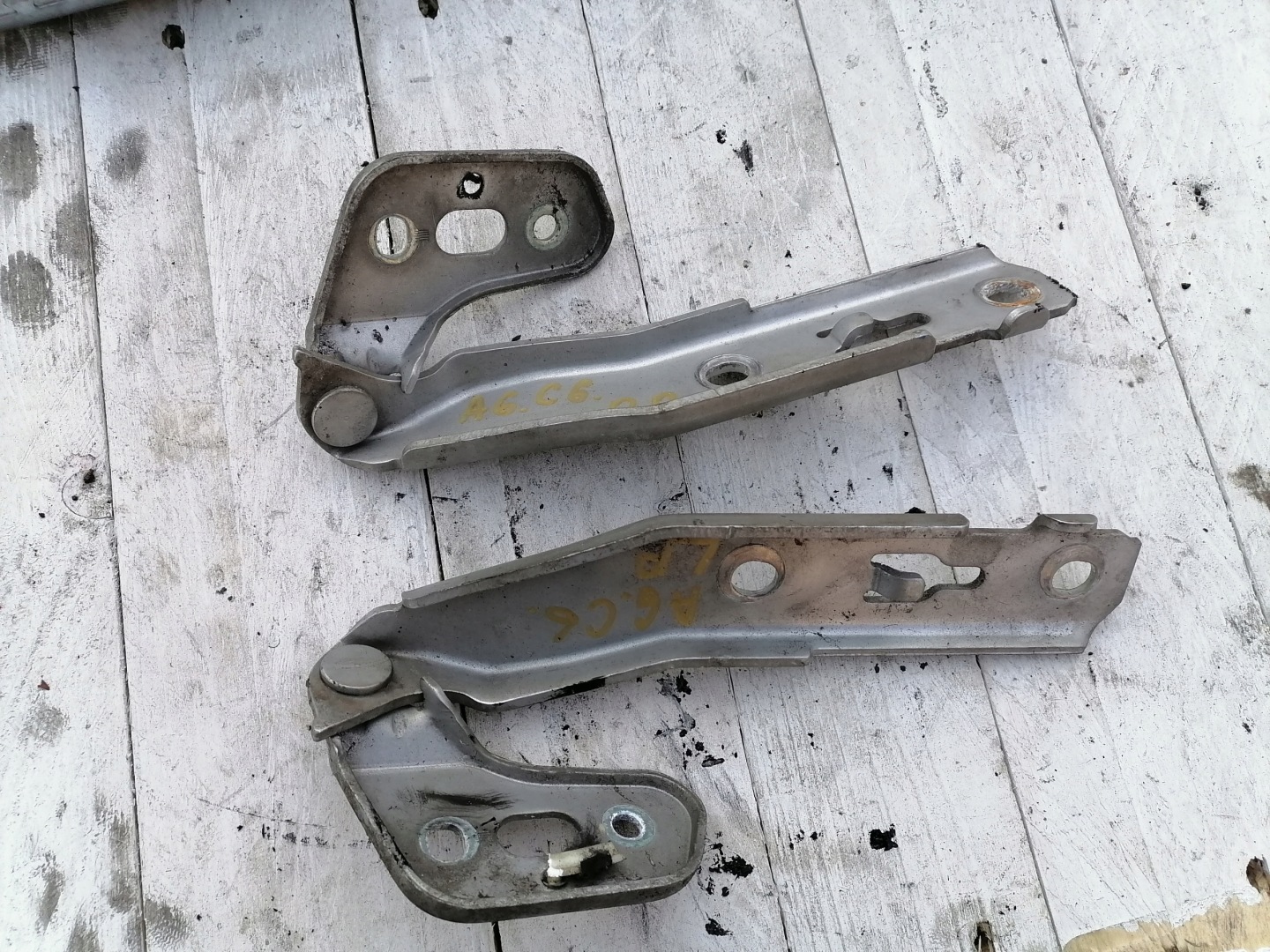 A6 C6 hinge bonnets LY7W left or right
