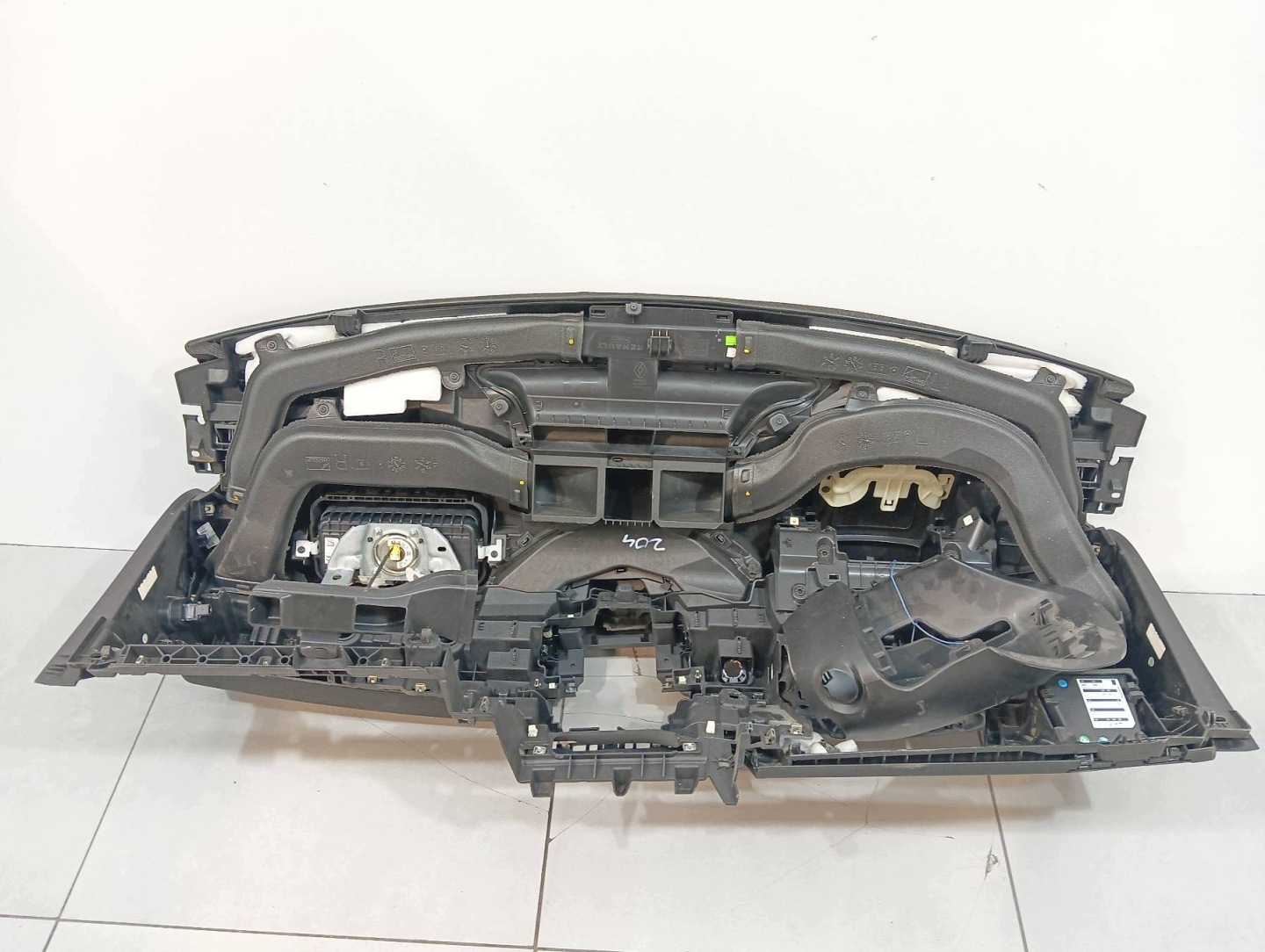 dashboard instrument panel cockpit PULPIT RS airbag EUROPA Renault Clio V (2019-)