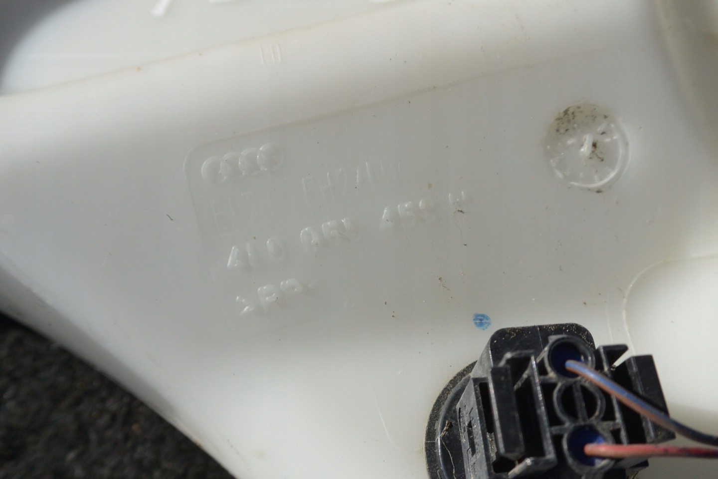 tank washers pump XENON AUDI Q7 4L