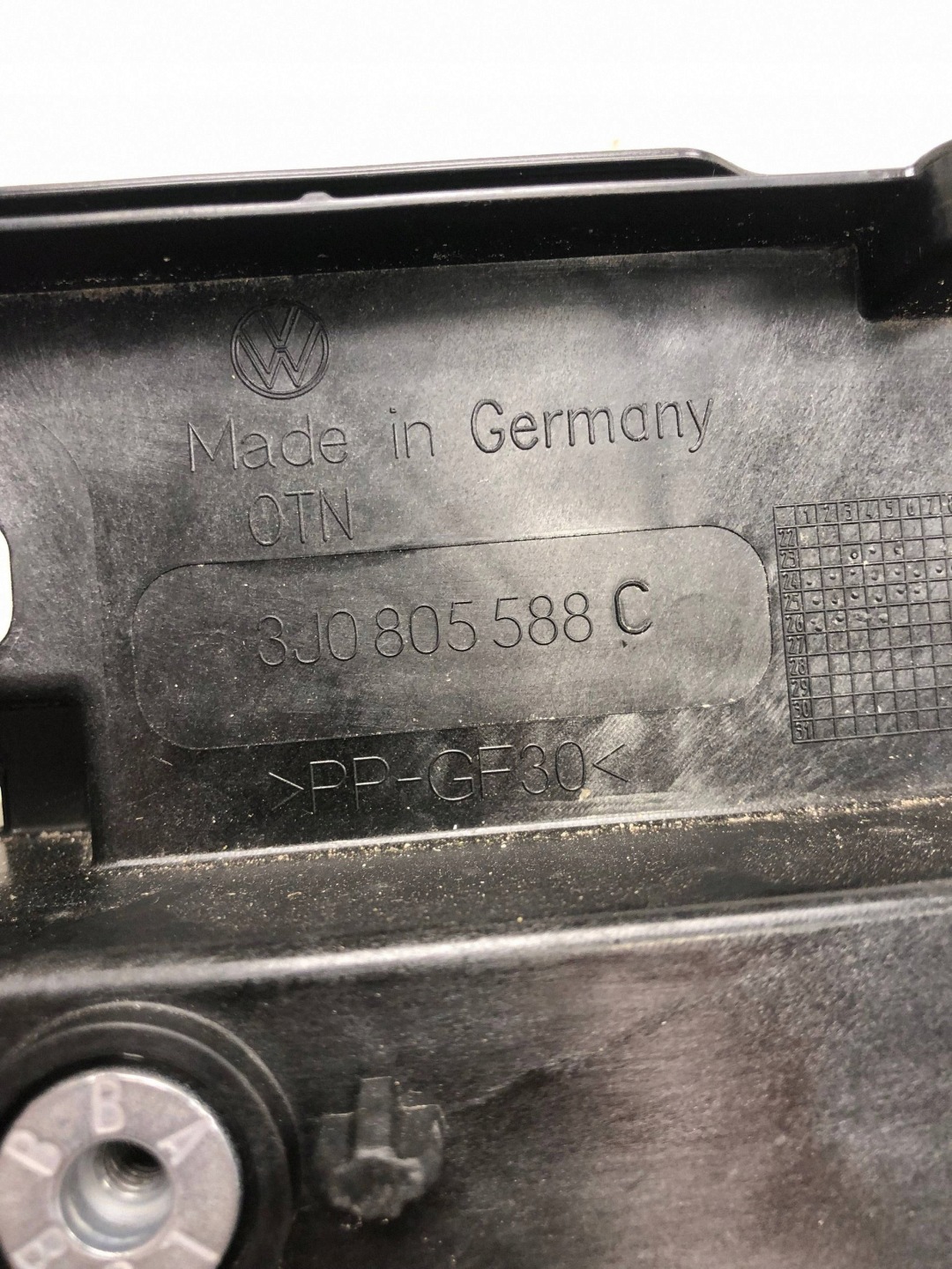 support panel for radiators VW PASSAT B9 3J0805588C