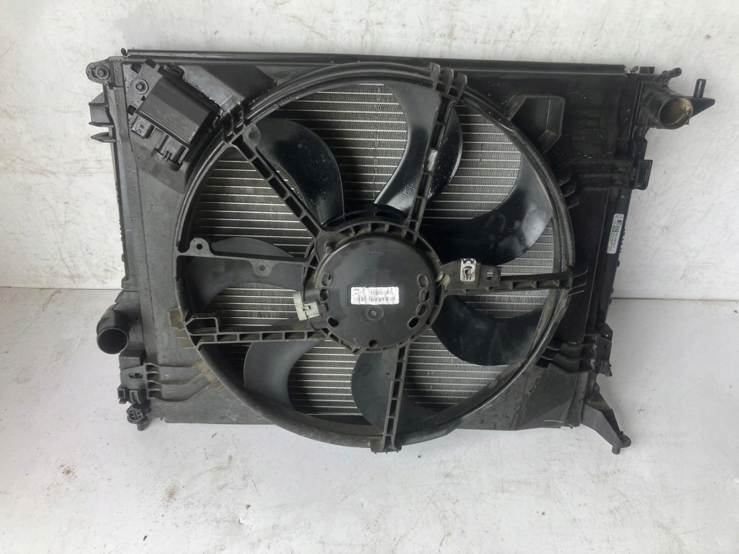 radiators complete fan MEGANE IV 1.5 DCI 214108175R