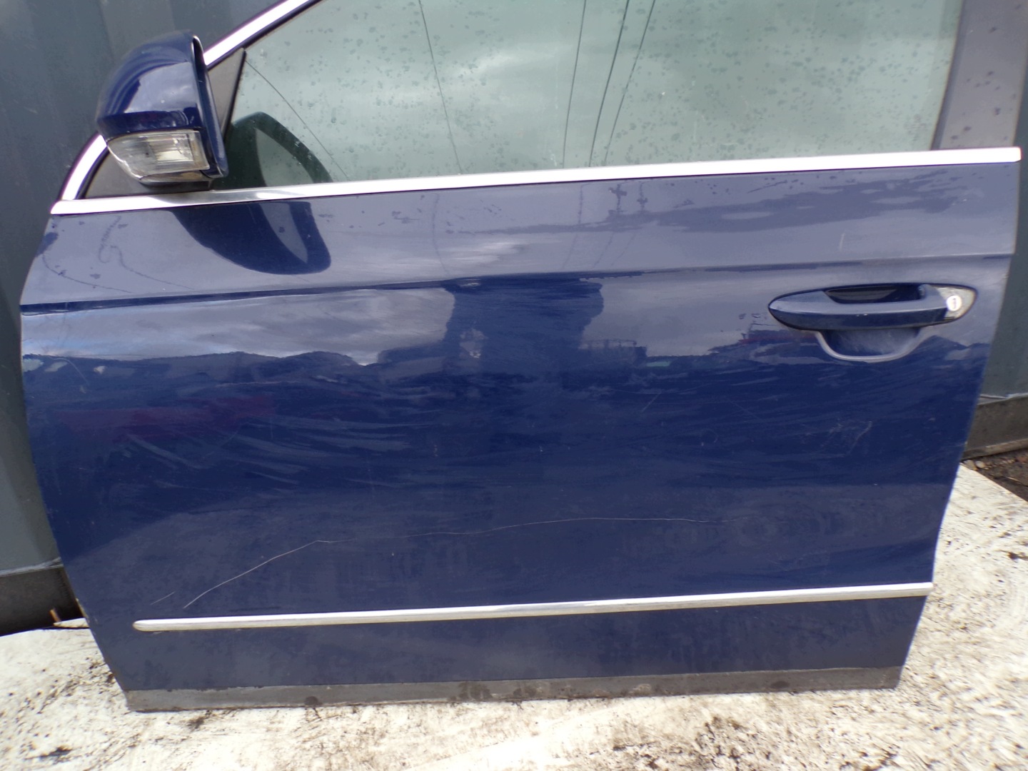 ajtó bal első VOLKSWAGEN PASSAT B6 (R1)