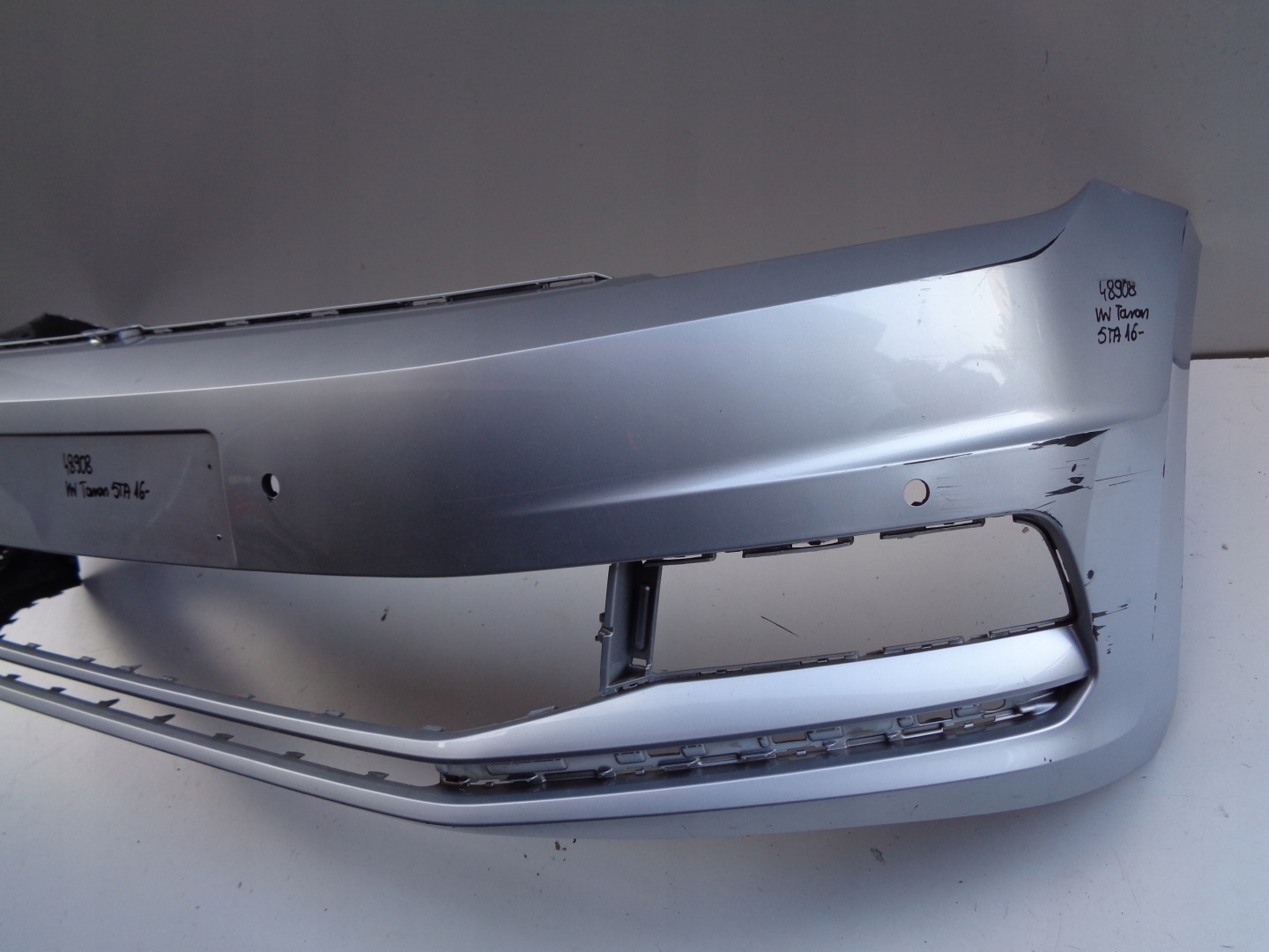 Frontstoßstange VW TOURAN 5TA 16- NR 48908