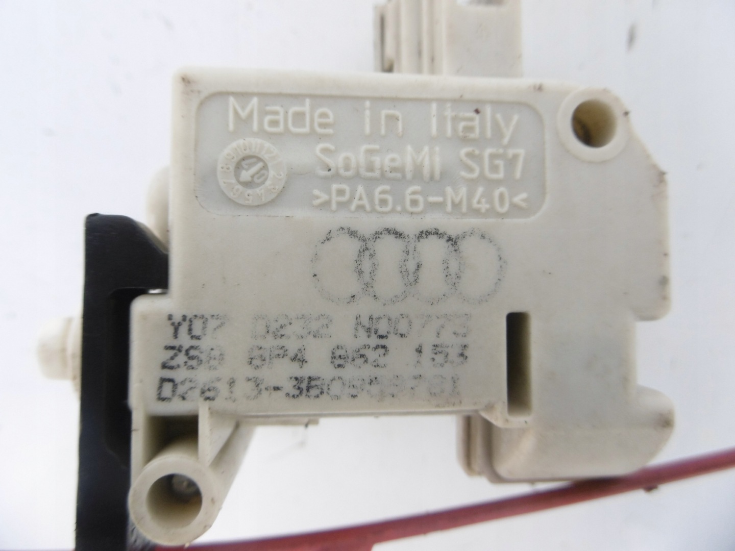 Dämpfer Motor Klappen Tankklappe AUDI A3 8P