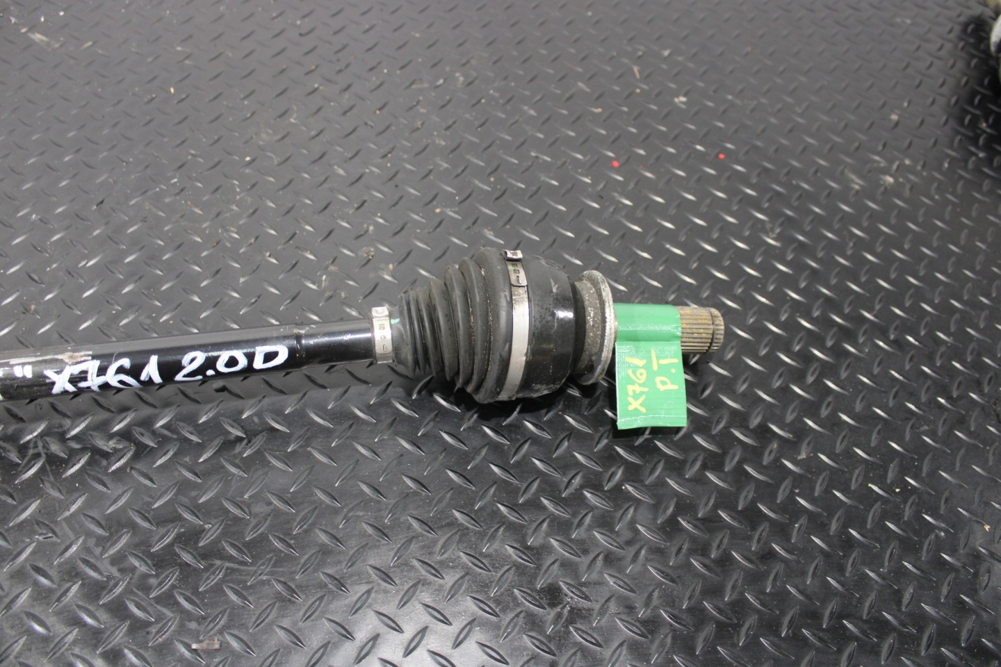 semi-axis semi-axis right rear part JAGUAR F-PACE X761 HK83-4K138-AA