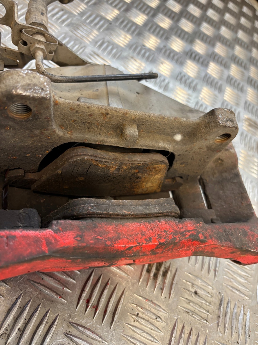 caliper brake right front Audi A6 C6 przedlift 3.2 V6 ATE