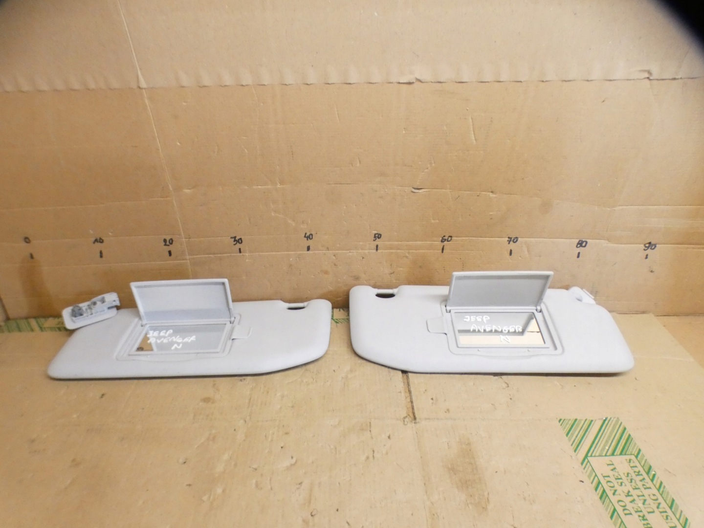 AVENGER 25R cover PRZECIWSLONECZNA visor visor left right EUROPA