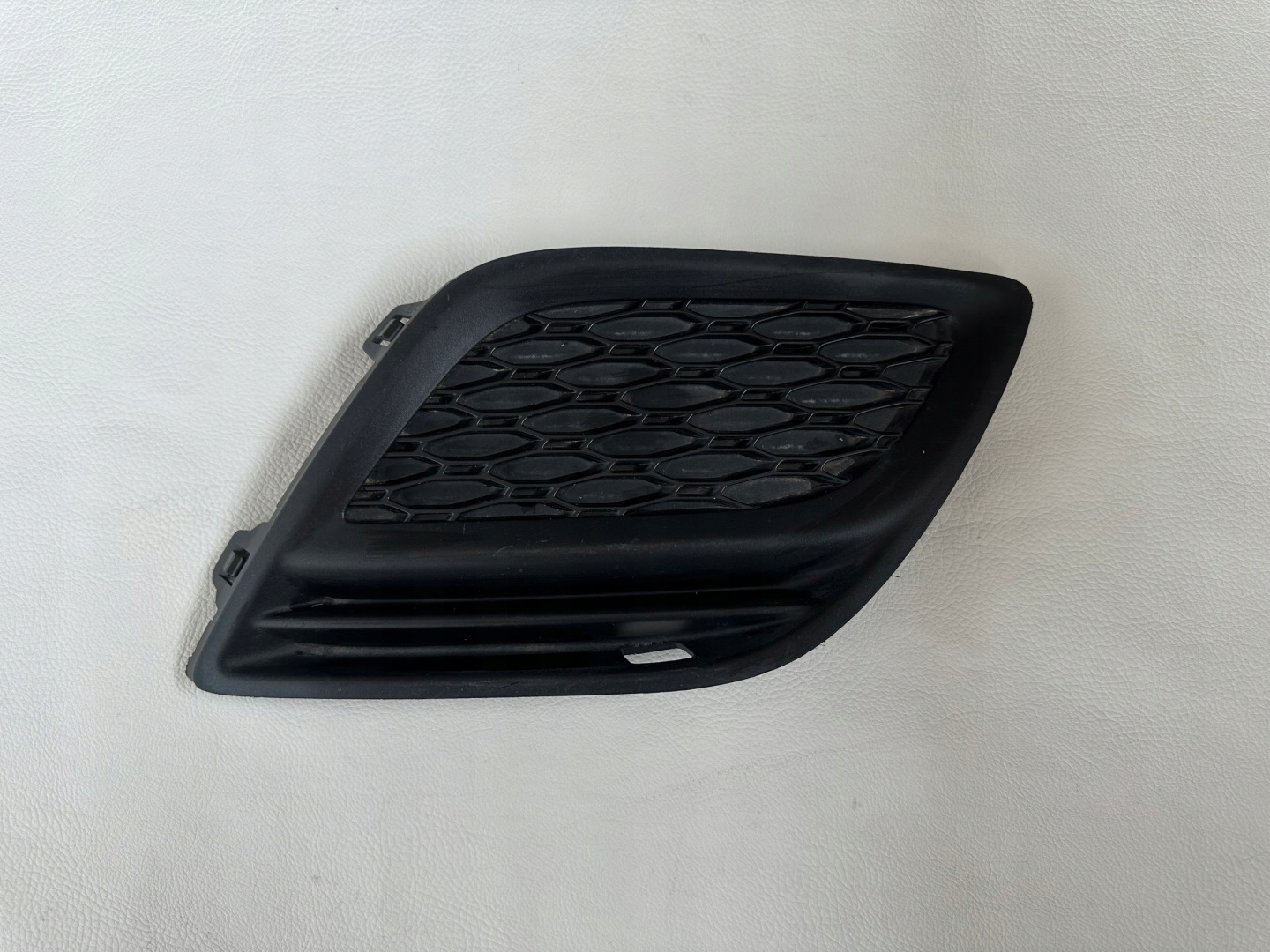 VOLVO XC60 LÜFTUNGSGITTER DER STOSSSTANGE LINKS 31290657