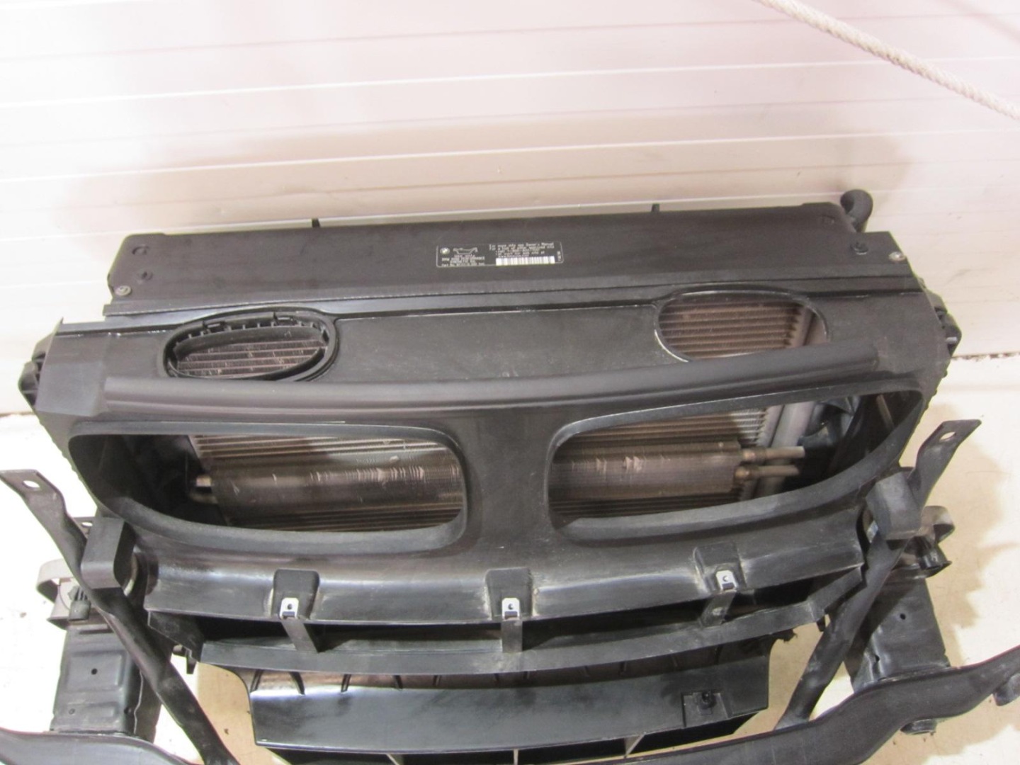 BMW X5 E70 4.8 3.0 Si support panel for radiators radiator sider pillar 7165458