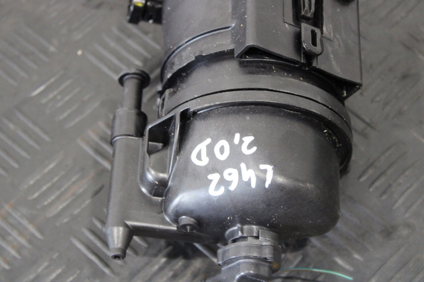 Gehäuse filter des Kraftstoffsbehälters DISCOVERY V 5 L462
