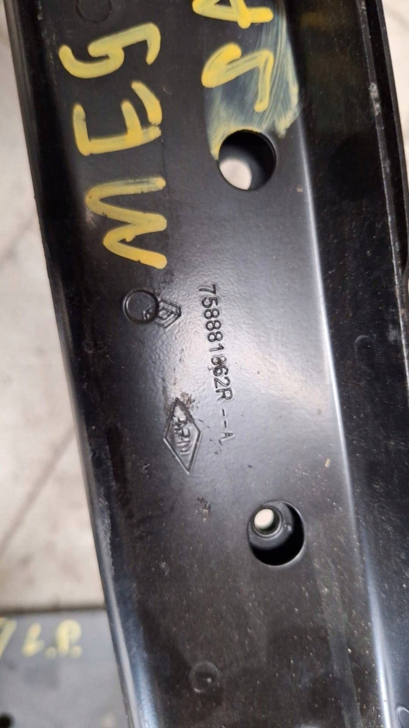 Console SANEK KOLYSKI Renault Megane E-Tech 758881862R