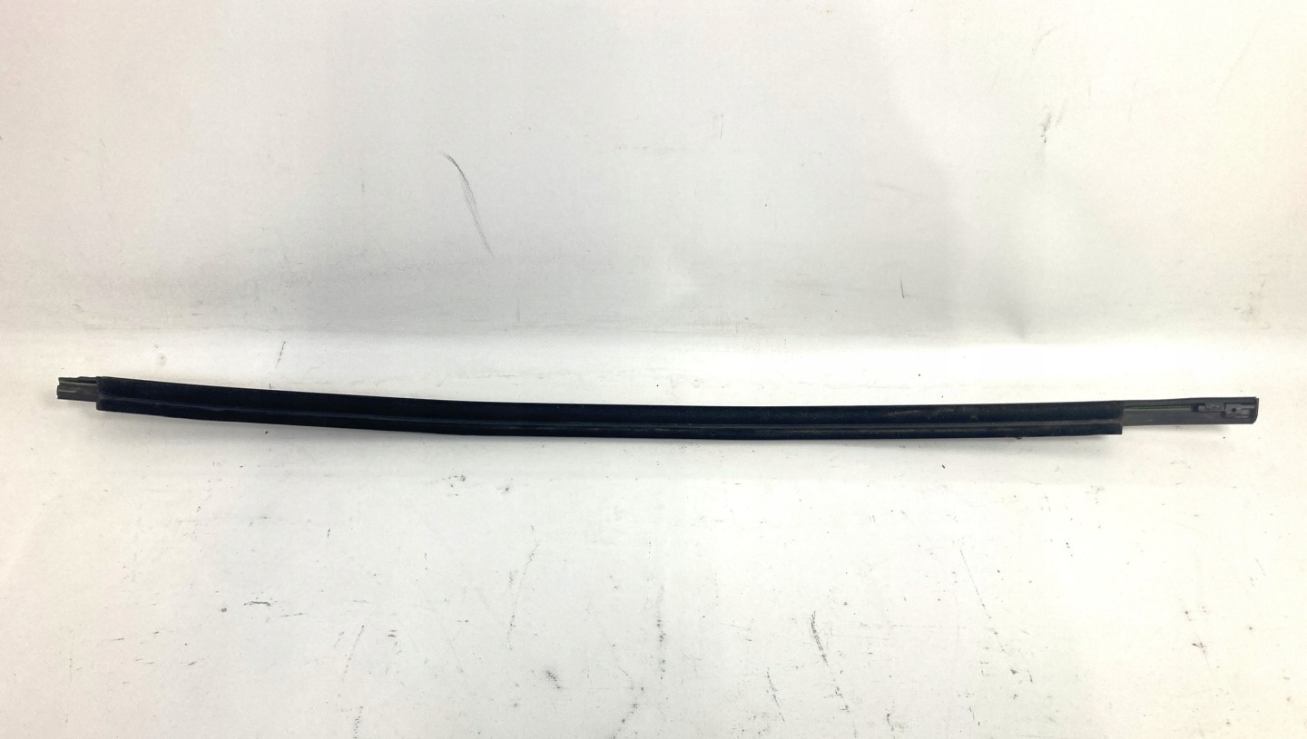 Ram 2500, 3500 gasket exterior zbierak right front 2019-26