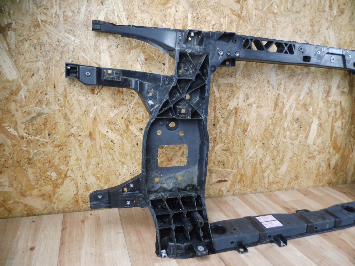 Hyundai Tucson IV 2020+ support panel for radiators pillar iron 64101-N7000 >