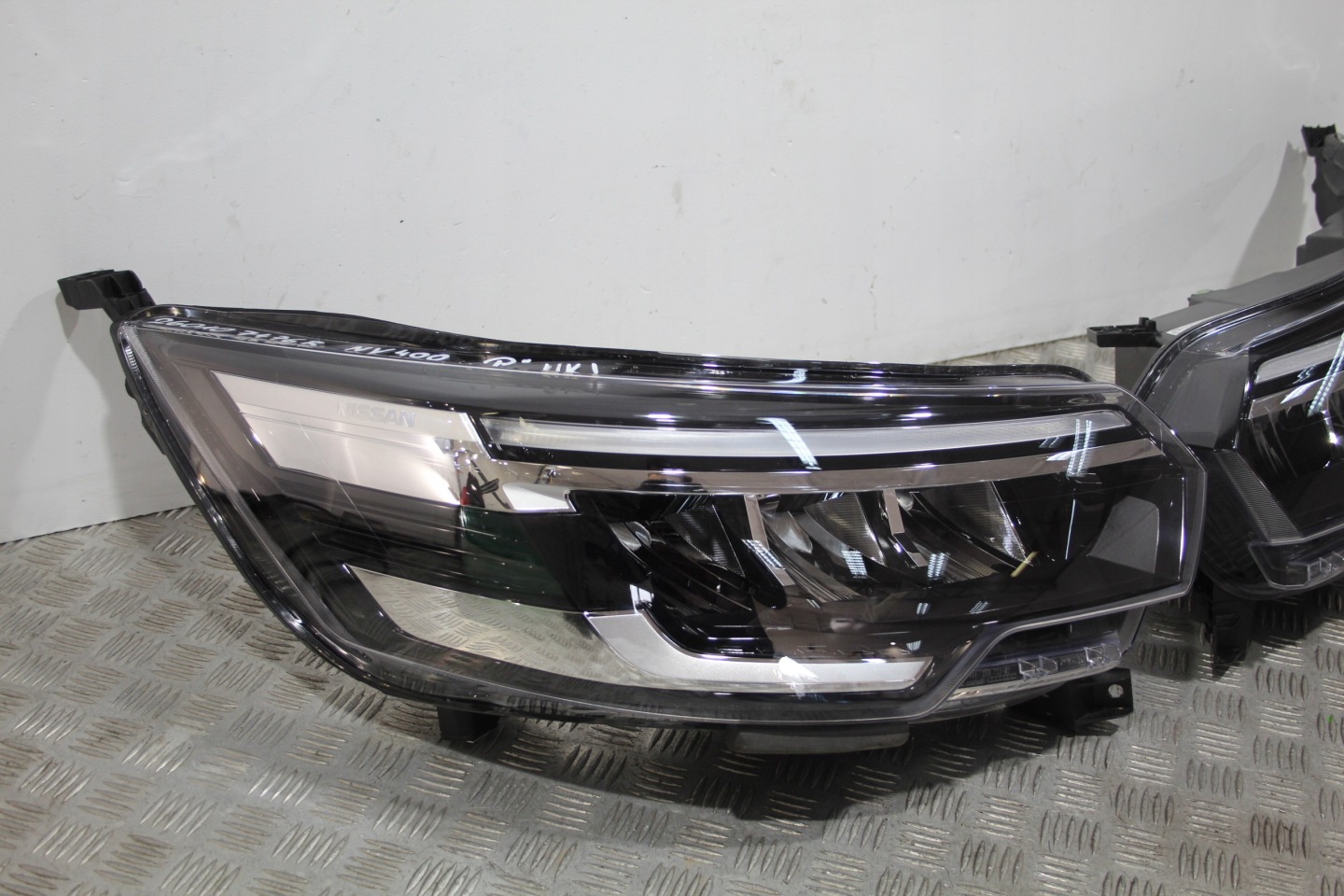 lights front LED NISSAN PRIMASTAR II 2 LIFT NV300