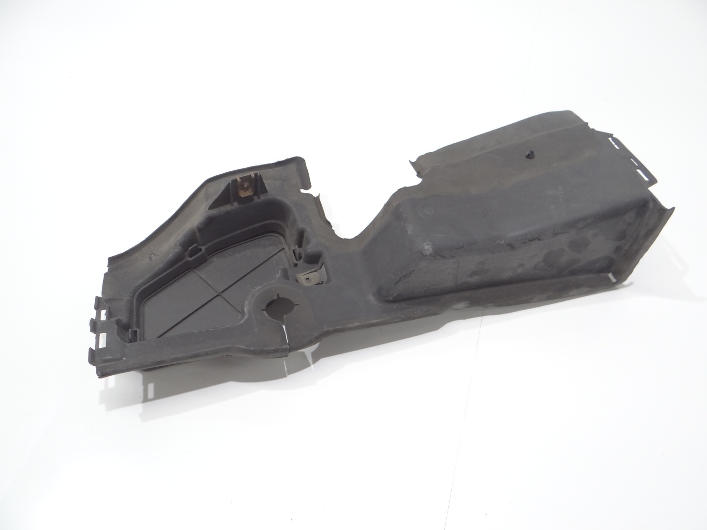 drain air left BMW E60 7050649