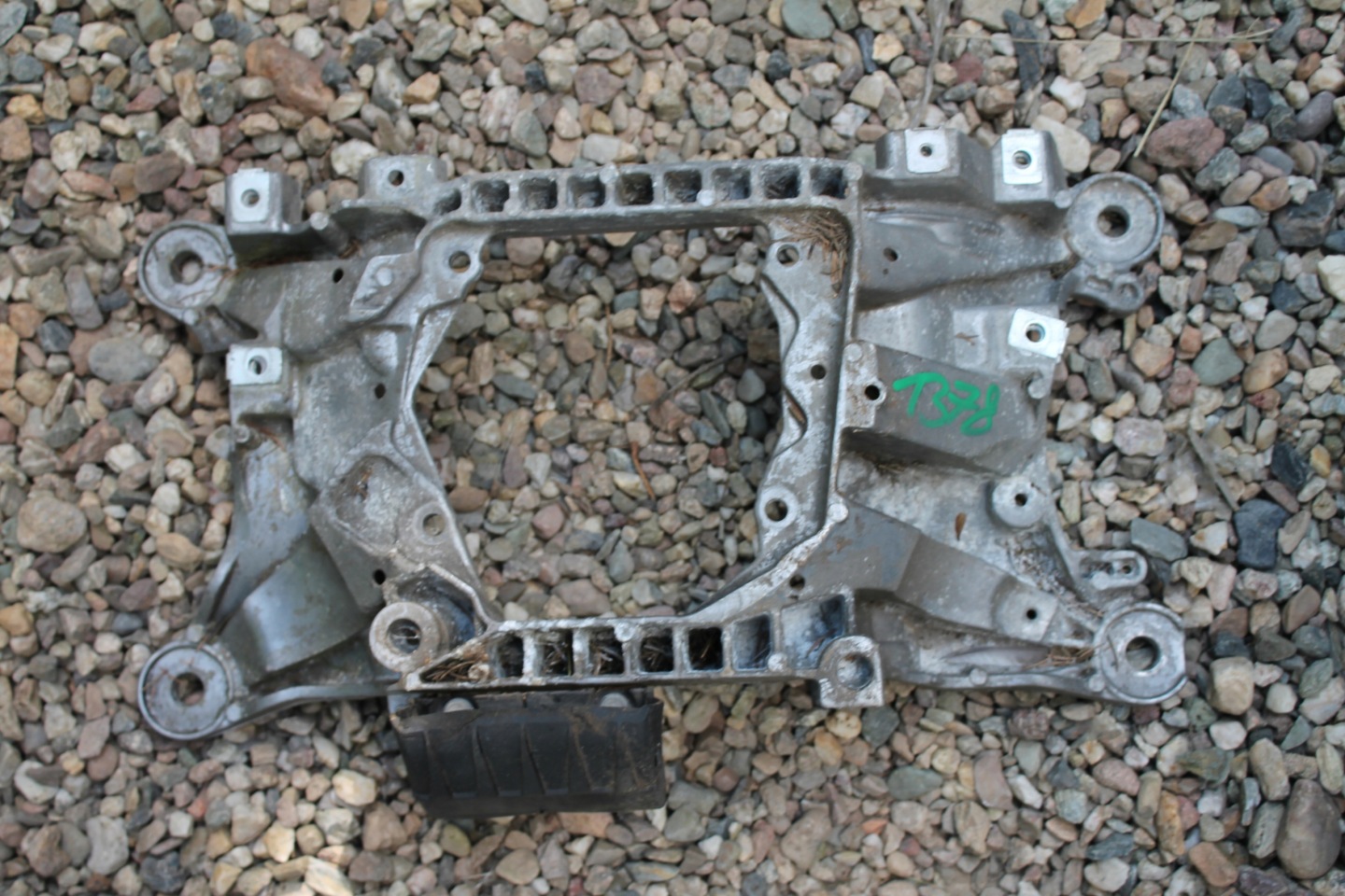 1378. Getriebehalter Getriebe getriebe 4M4399263J