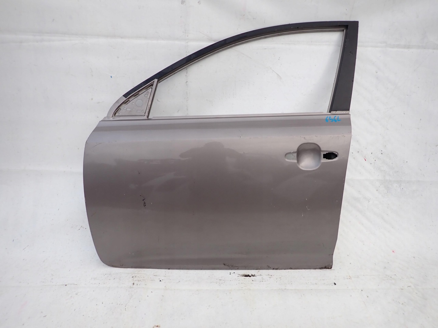 KIA CEED and 06-12 door left front front