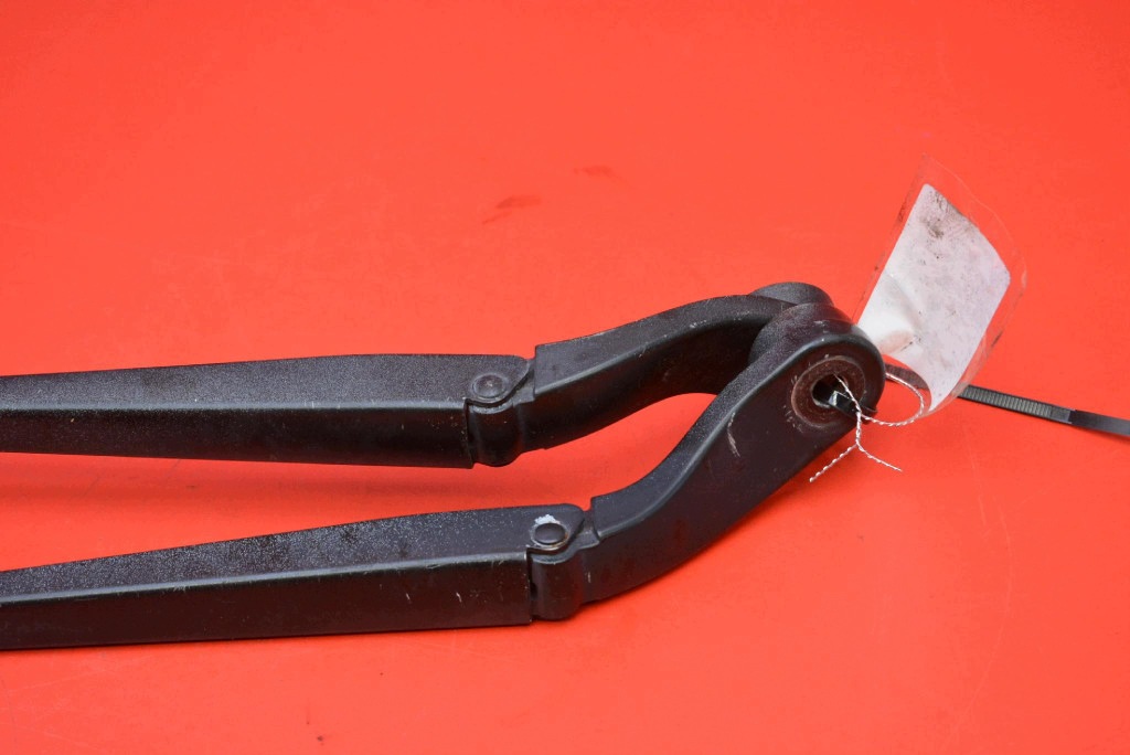 wiper arm front EU 9687216280 9800362680 CITROEN DS5 12-15
