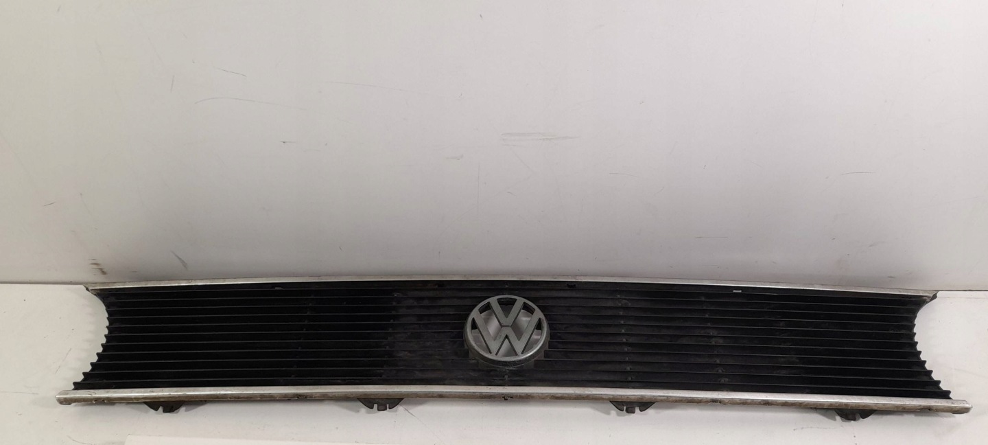 Volkswagen Golf and grill front 171853653B (AT1)