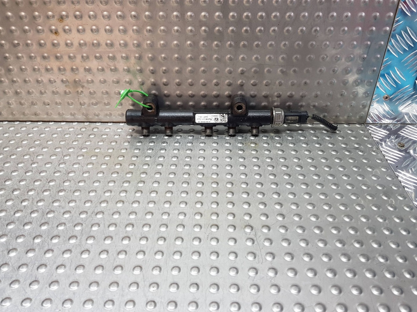injection ramp sensor 9685297580 FORD C-MAX MK2 FOCUS MK3 1.6 TDCI