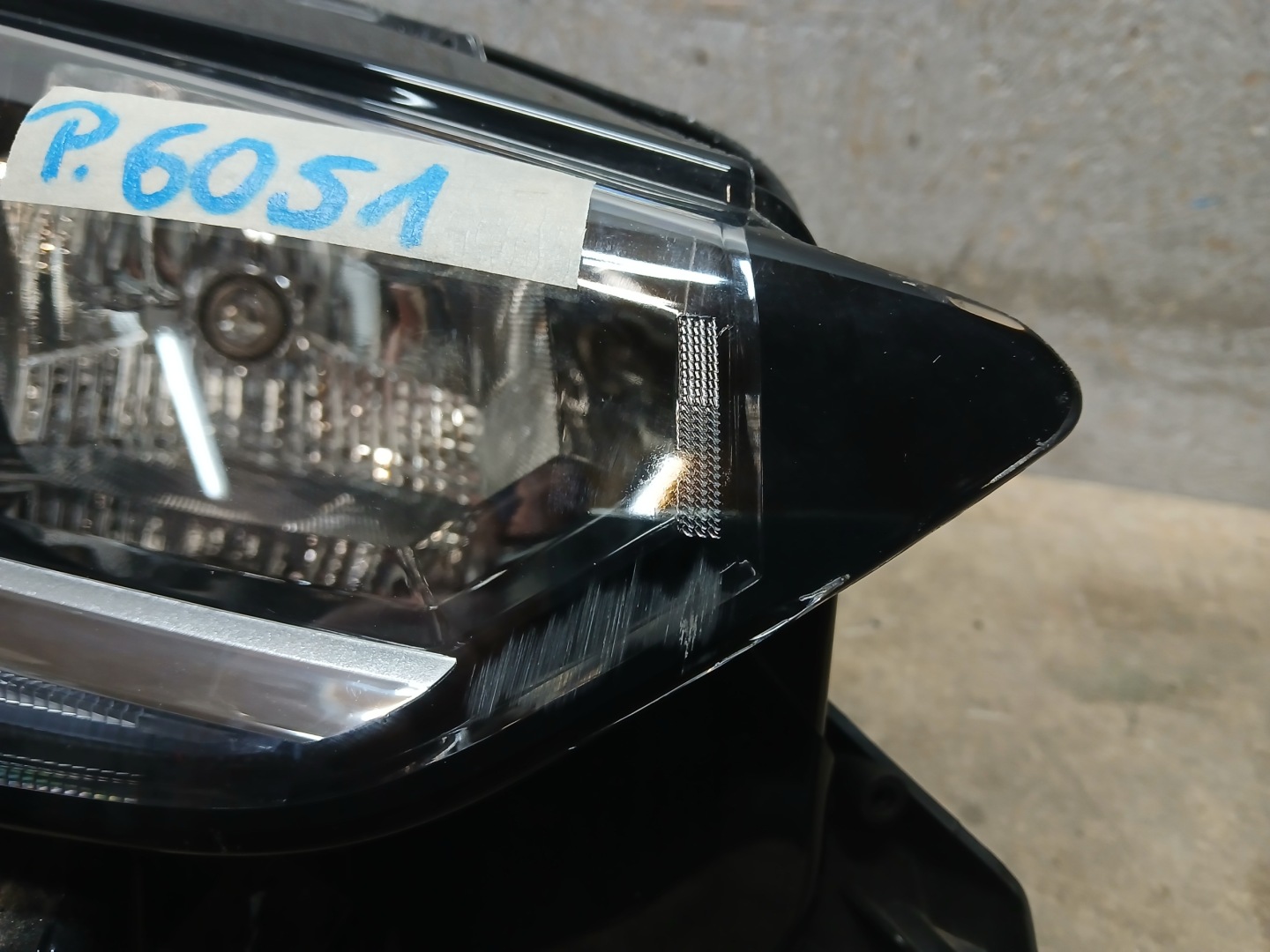 light front right OPEL CORSA F 9829465380