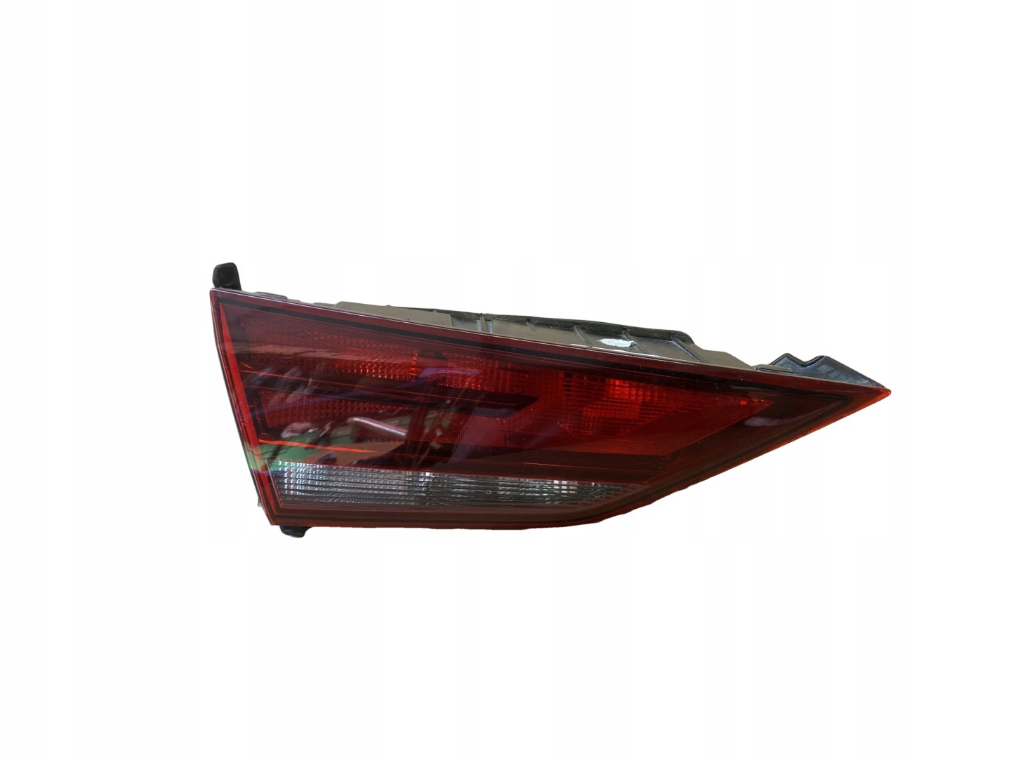AUDI A3 8V sedan light left rear part 8V5945093