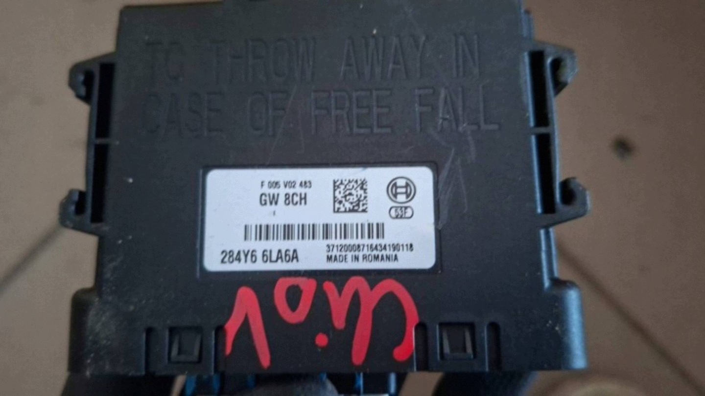 module Gateway Renault Clio V 284Y66LA6A