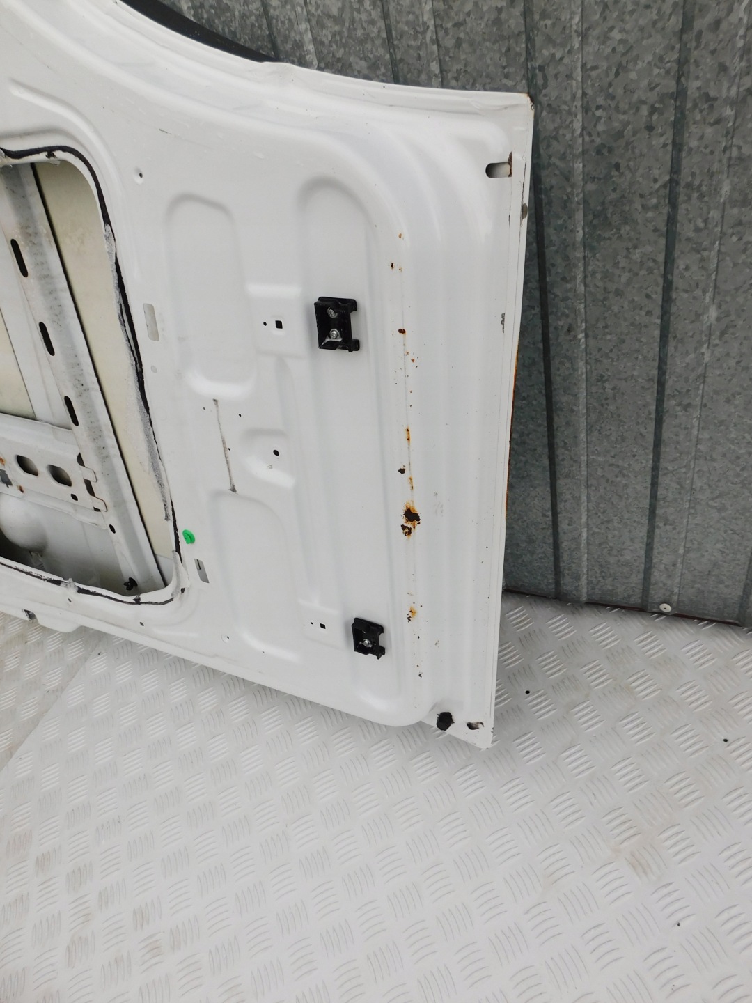 Sprinter 906 VW Crafter door left driver´s front 06-17r without KOROZJI biale