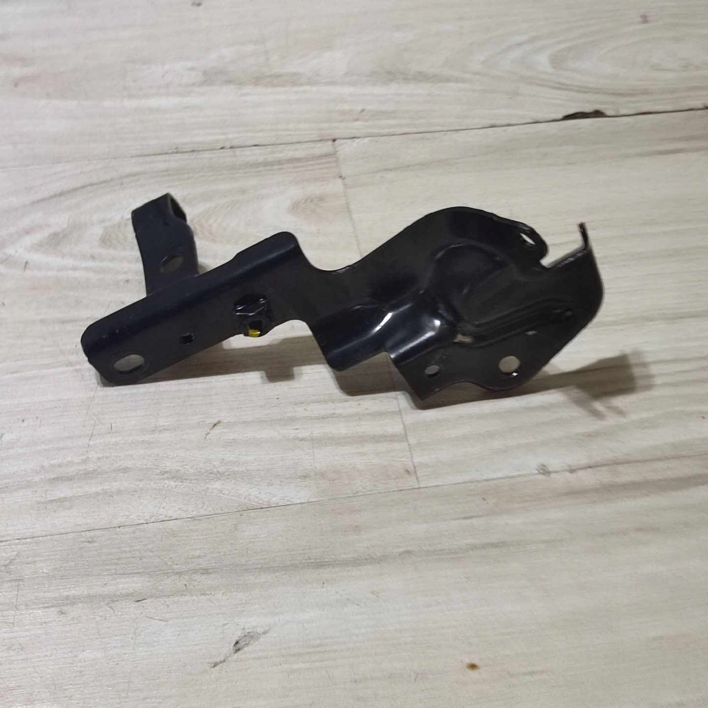 staffa termostato Dacia Jogger 320930176R