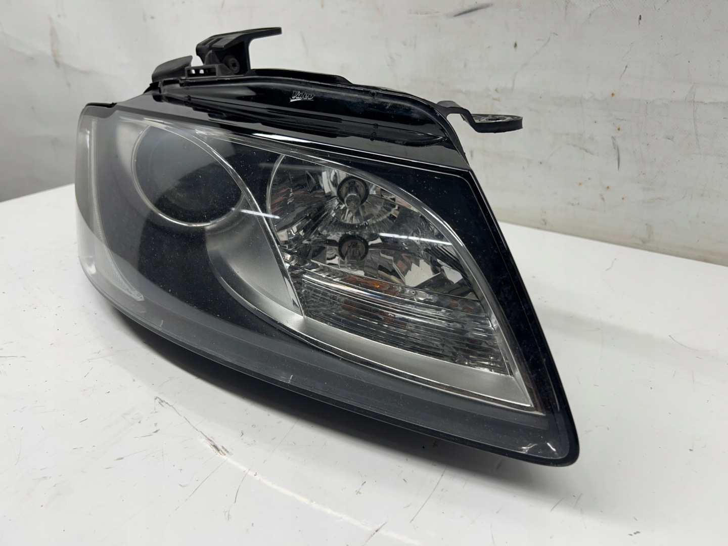 Audi A5 8T SPORTBACK 07-11 light right front right front 8T0941030AA