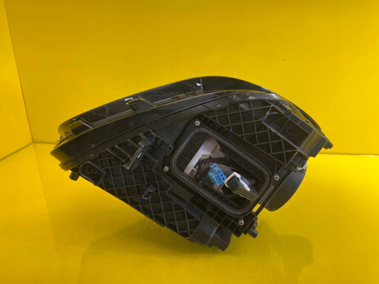 light left Mercedes B-Klasa W247 Full Led Multibeam A2479061304