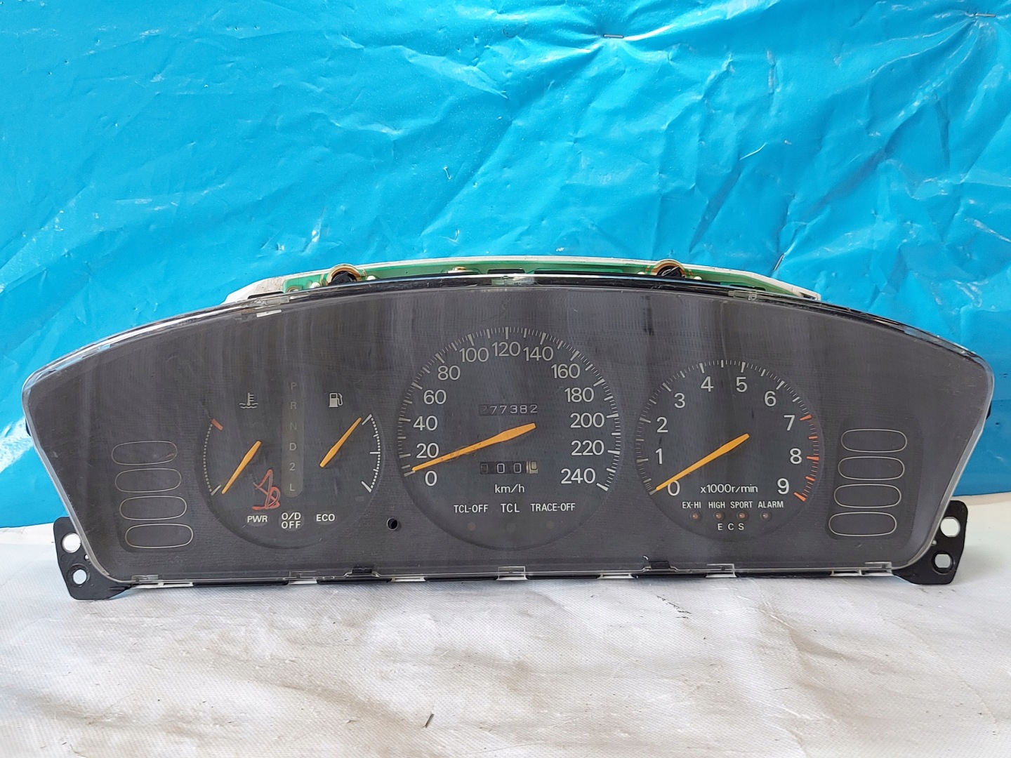 dials clock MITSUBISHI SIGMA F10 3.0 B MB879687