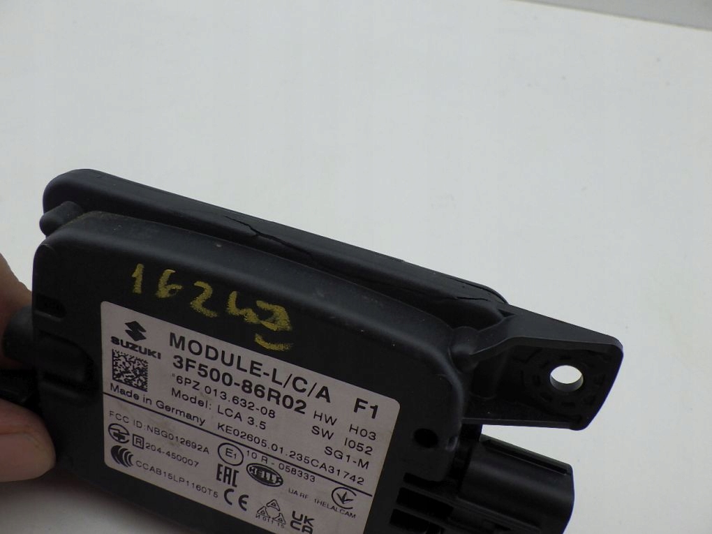 SUZUKI VITARA III 3 RADAR DISTRONIC sensor supports RUCHU 3F500-86R02
