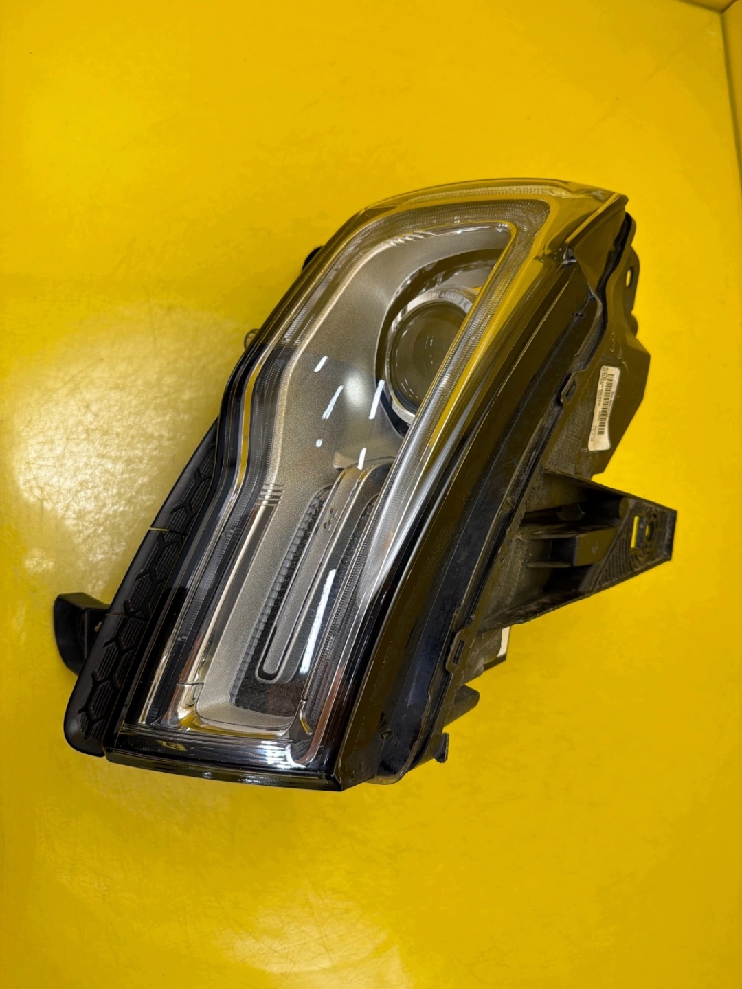 light right Jeep Grand Cherokee WK2 Xenon 68144708AC