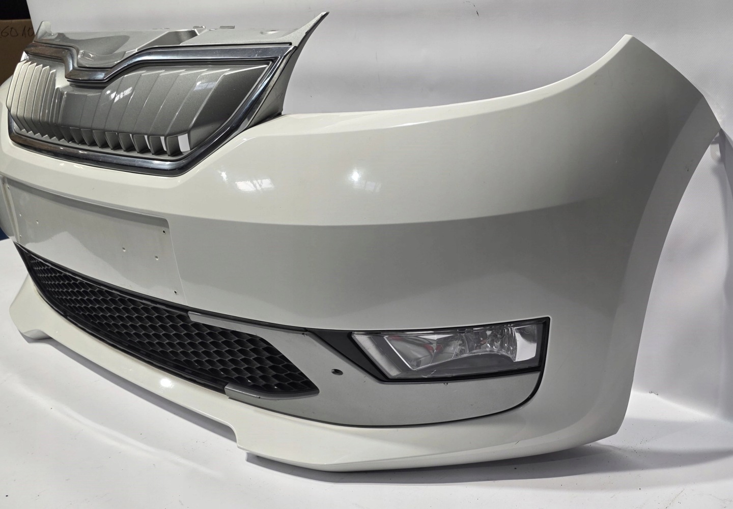 front bumper SKODA CITIGO E IV original 1ST807221H