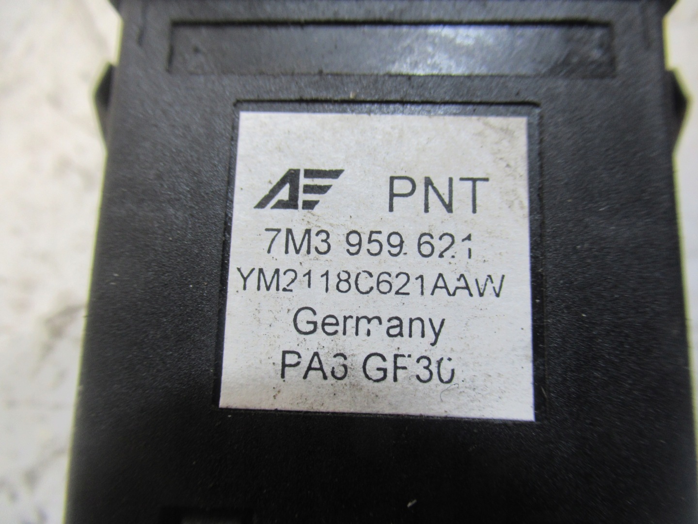 switch of the heating windows SEAT ALHAMBRA 7M395962