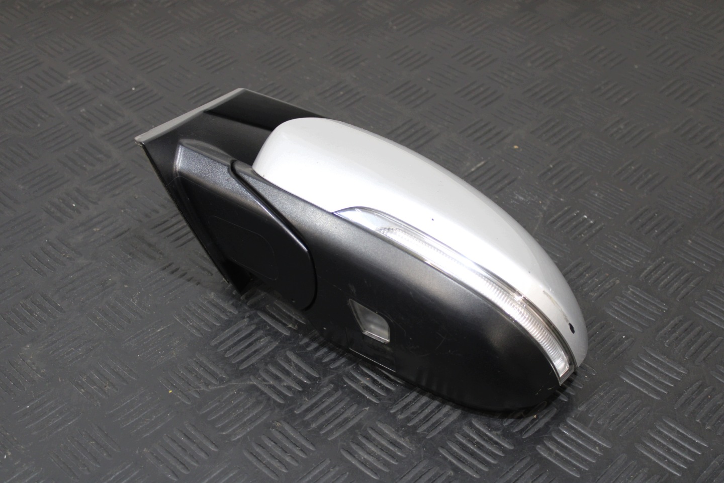 mirror left 10 vertical HYUNDAI TUCSON III 3