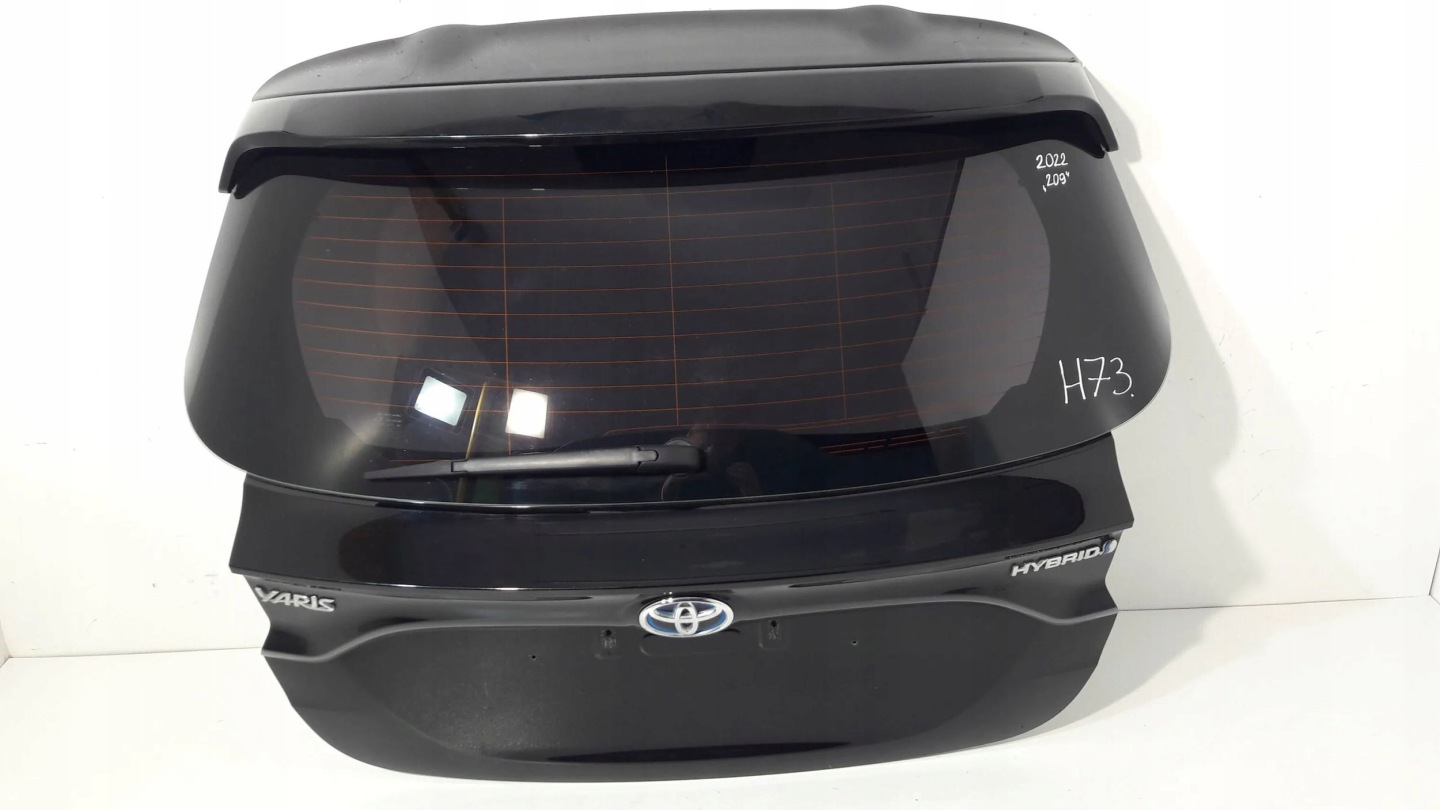 Toyota Yaris XP210 trunk door boot