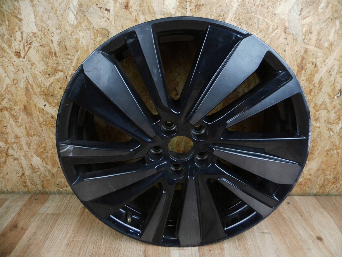 Peugeot 3008 II disk hliníkový 19