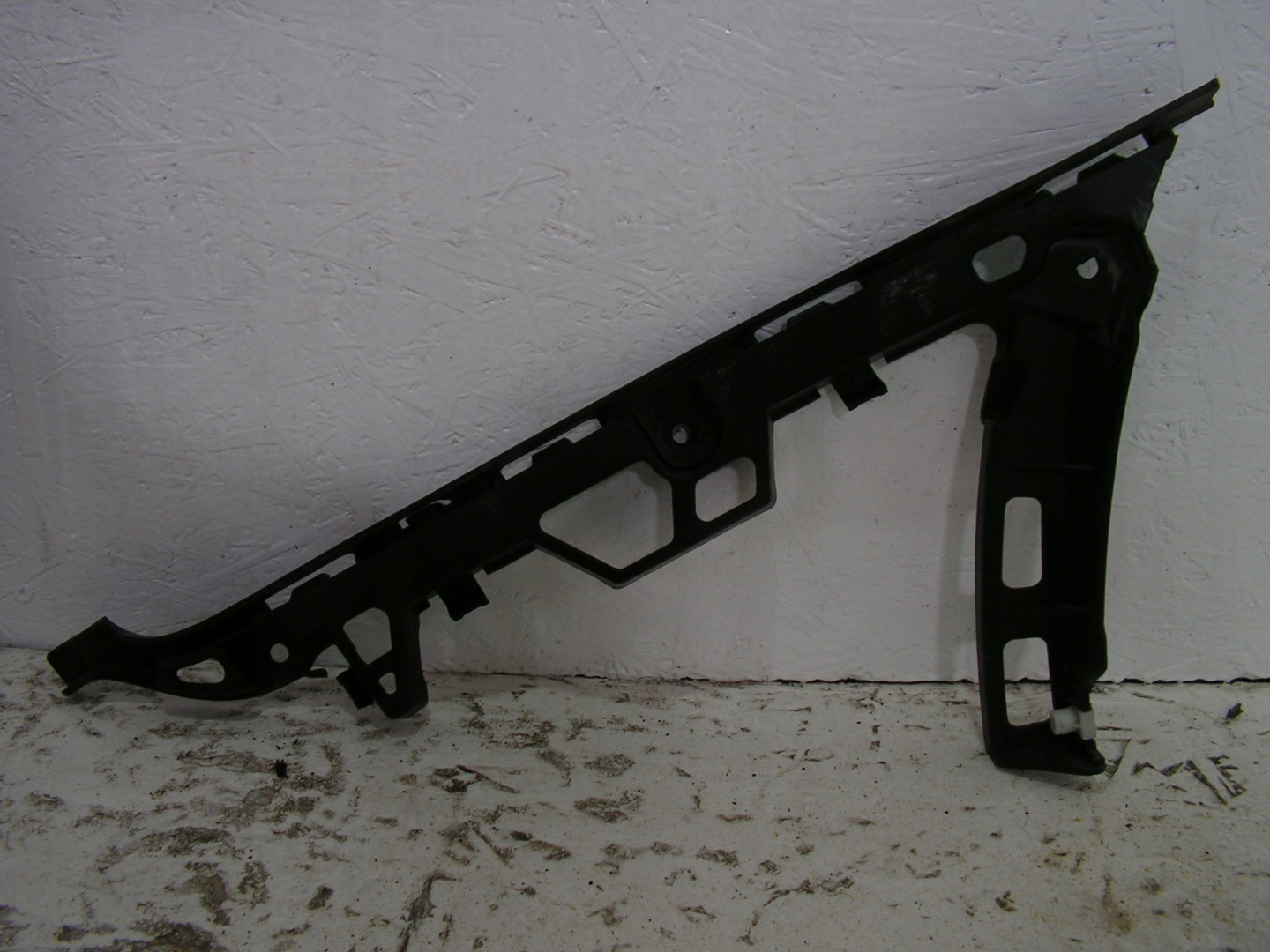 Range Rover Sport support right rear part DQN000061