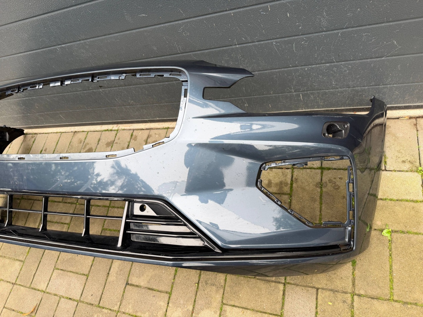 Volvo V60 V-60 S60 S-60 3 III 18- R design bumper front front