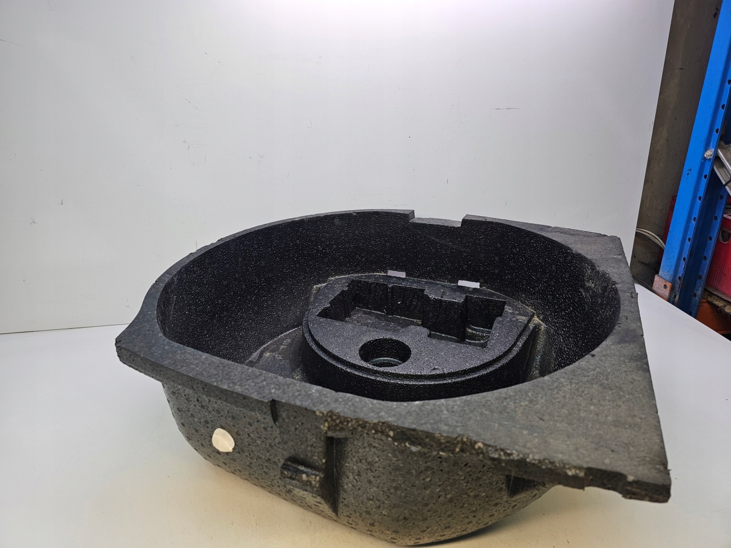 INSERT ROUES DE LA ROUE DE SECOURS AUDI A6 C6 BERLINE 4F5012109C