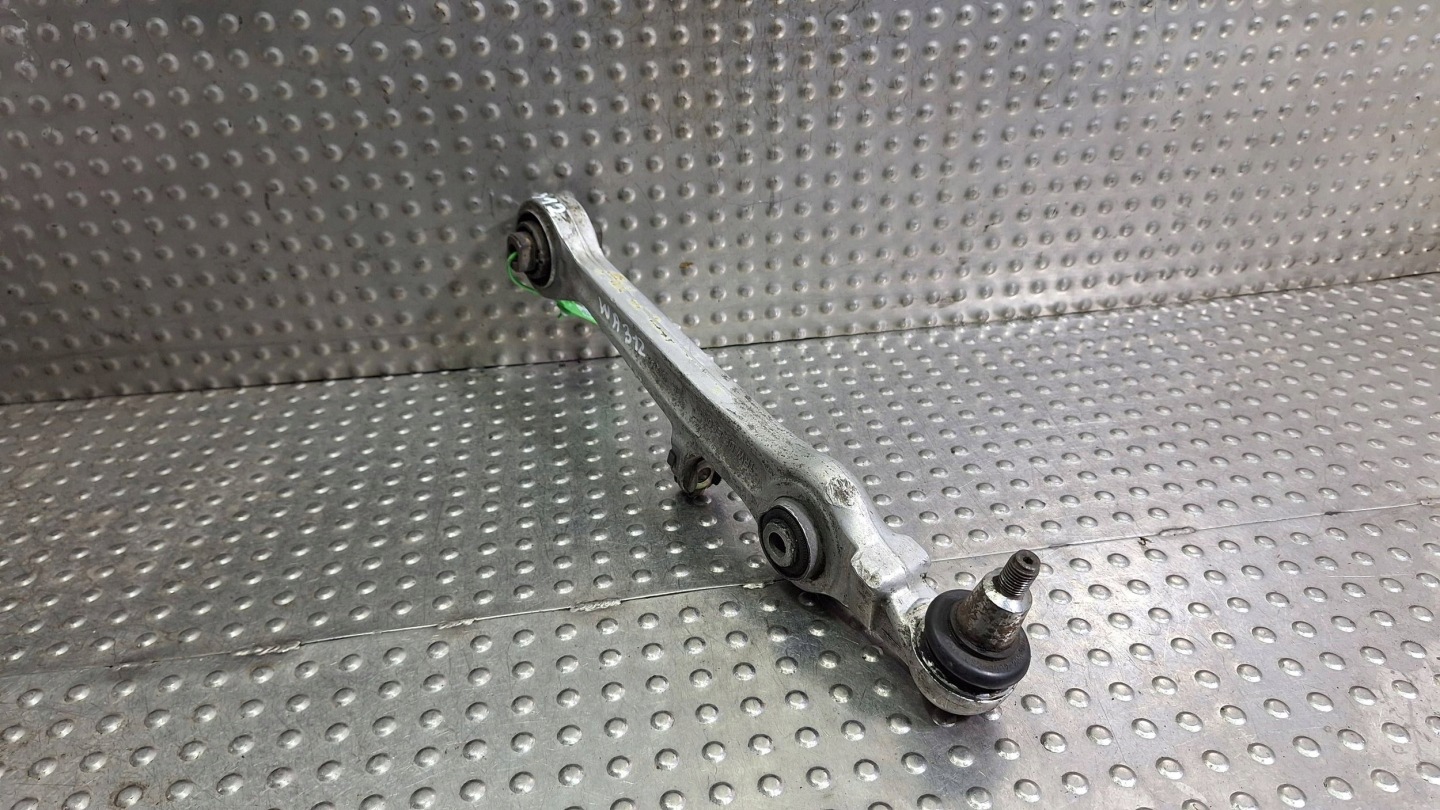 arm right front lower PROSTY AUDI A4 B5 A6 C5 A8 D2 PASSAT B5 SUPERB and