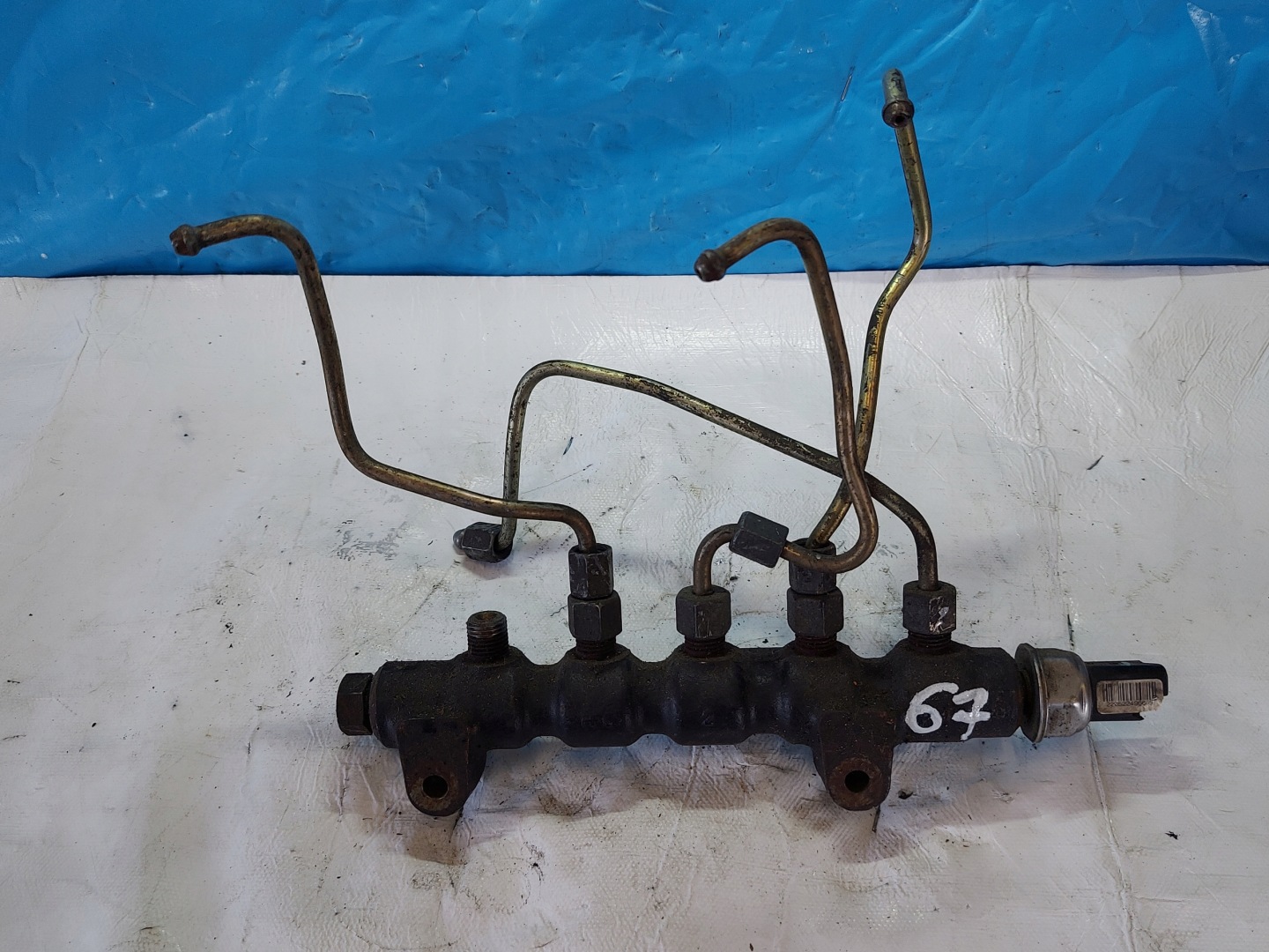 Rampe injection CITROEN C2 1.4 HDI 9654592680